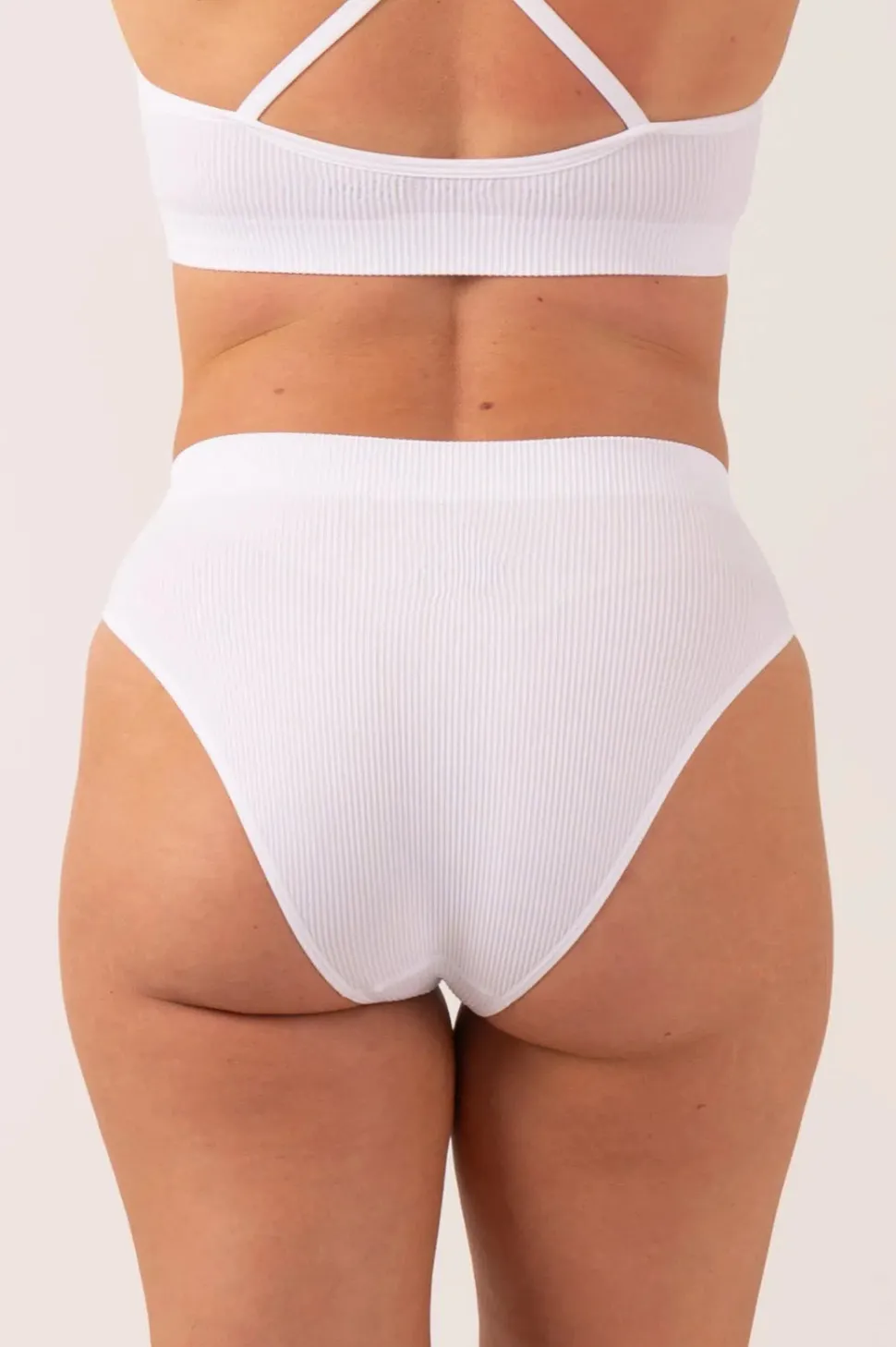 White Rib Seam Free - High Waist Bikini Briefs